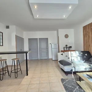 De La Tride B Avec Terrasse Proche Du Centre Appartement